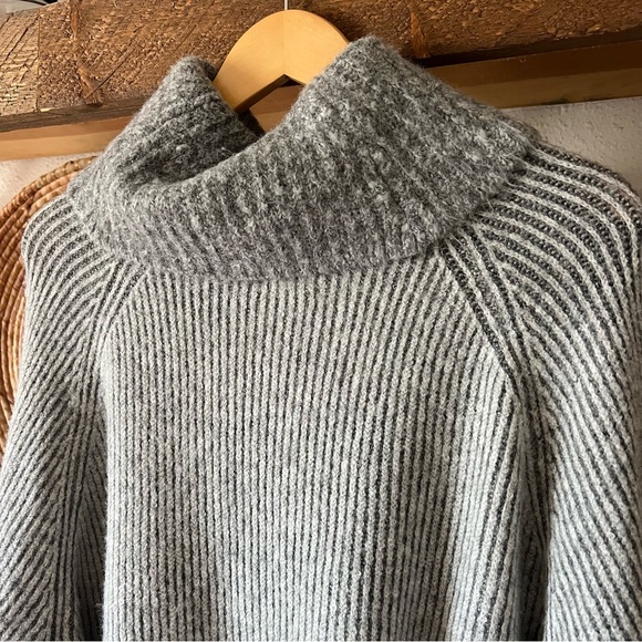 ☀️ topshop ribbed gray turtleneck dress - Picture 3 of 10